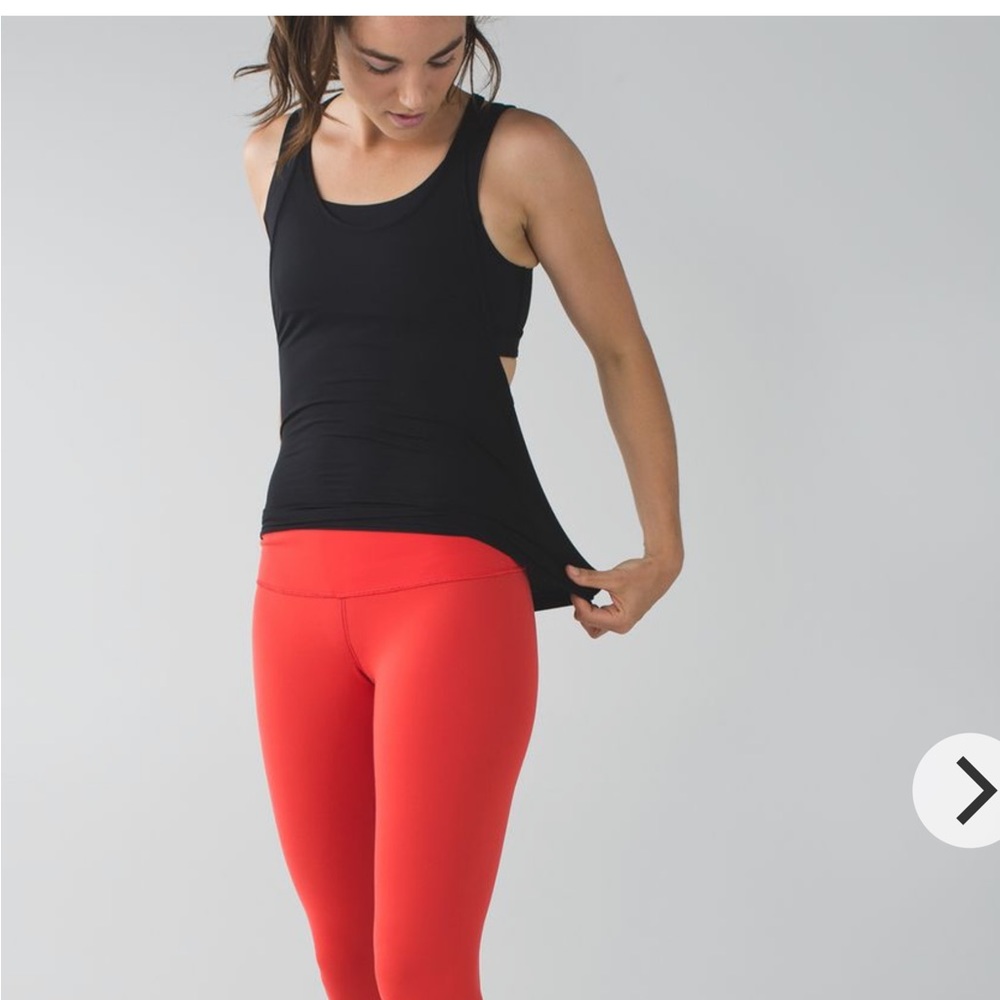 Lululemon Wunder Under Pant III (Reversible)
Cranberry / Alarming Size 8